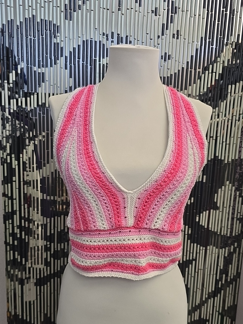 Hollister Pink & White Striped Crochet Deep V-Neck Lined Halter Top Size L